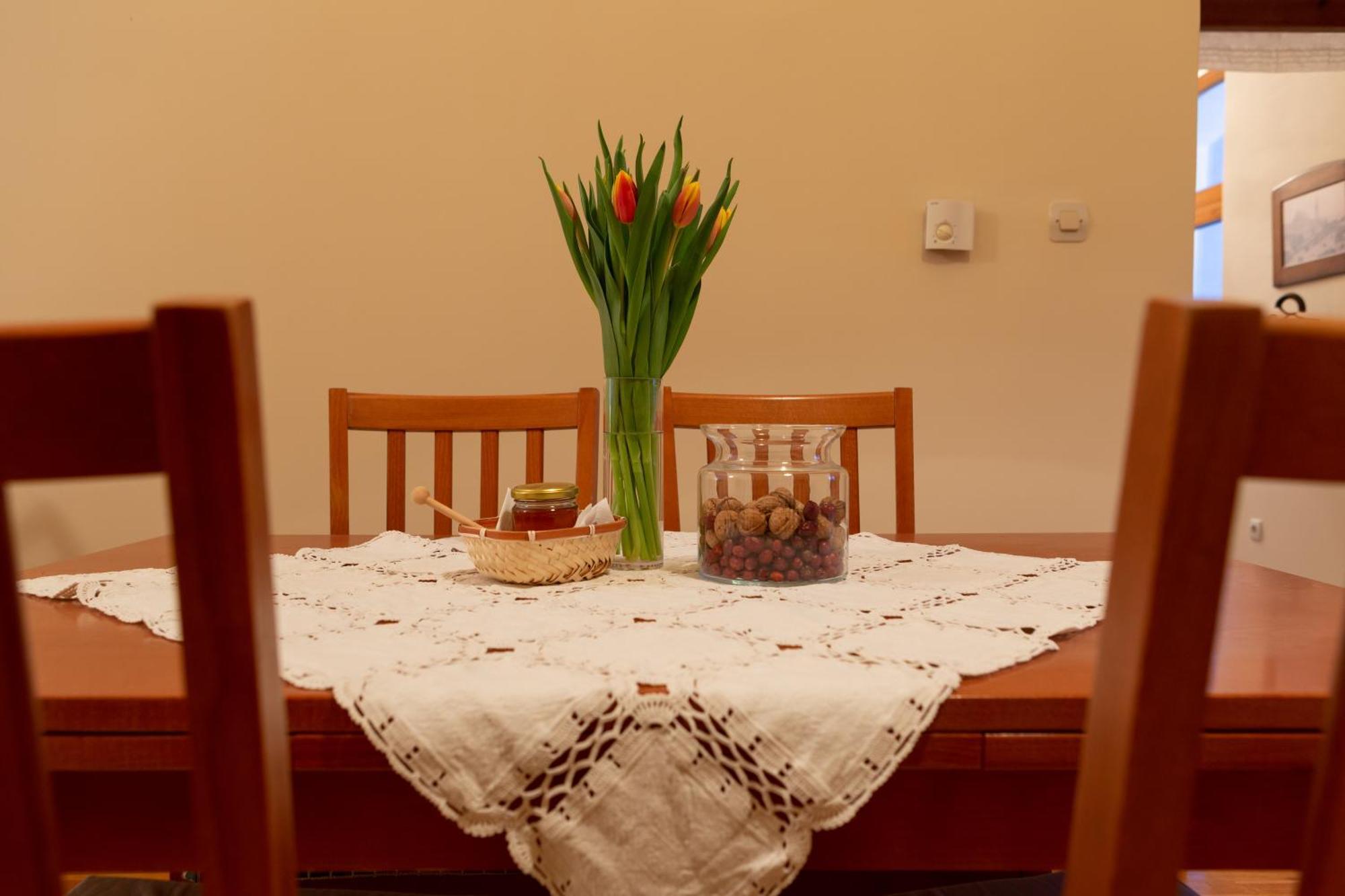 Apartments Paradiso Оточац Номер фото
